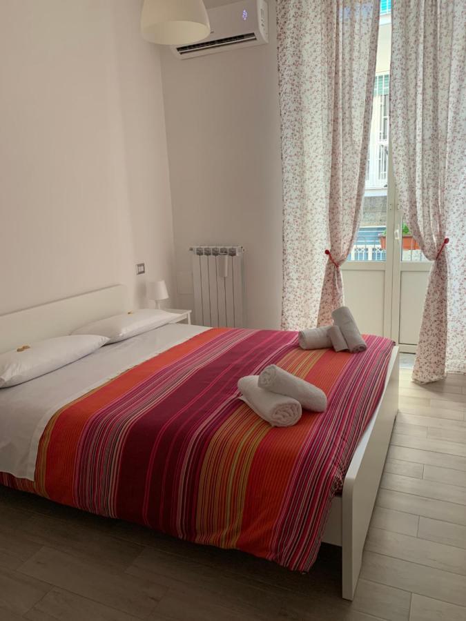 La Porta Di Carmy Apartment Naples Luaran gambar